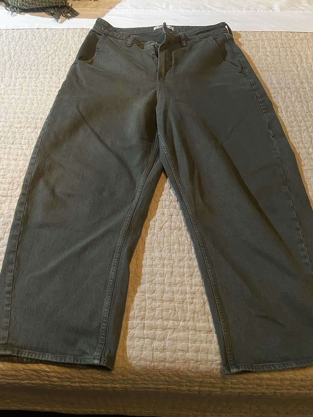 Abercrombie & Fitch Olive High-Rise Barrel Pants - Picture 6 of 7